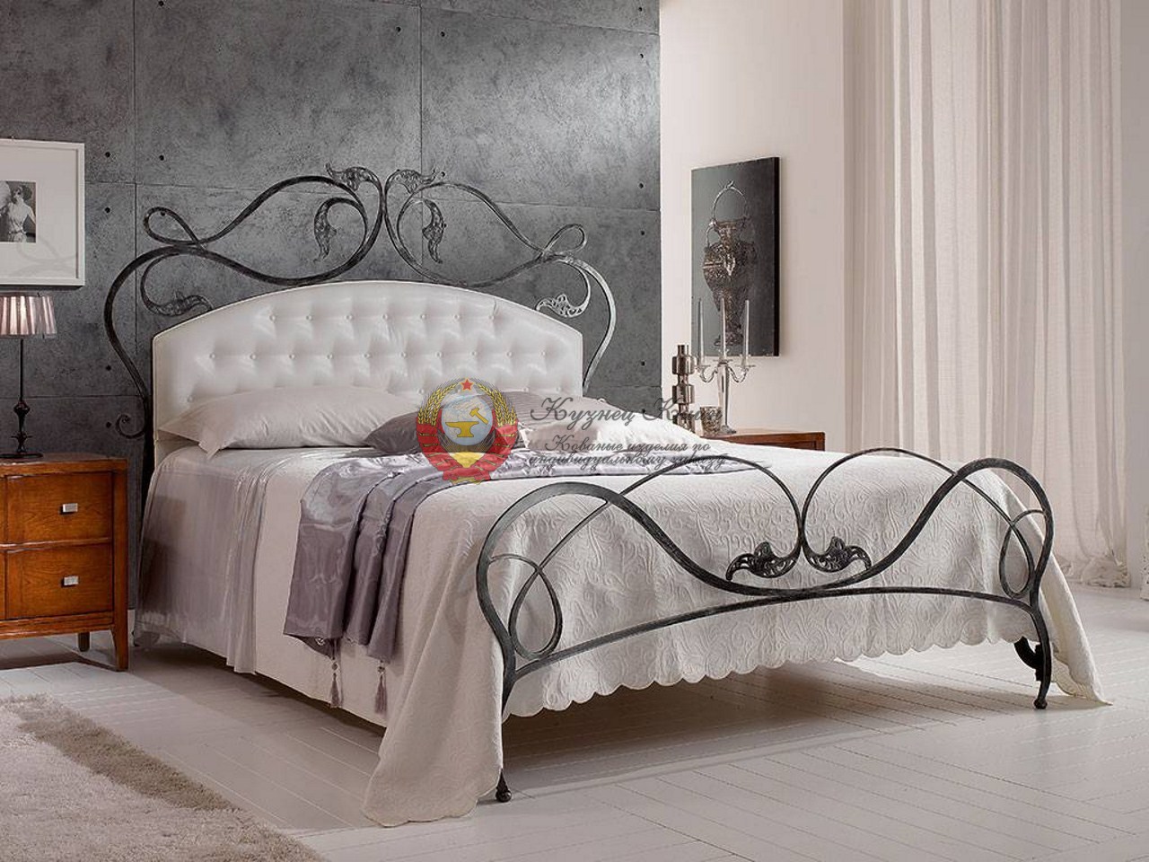 Кованая кровать классический модерн