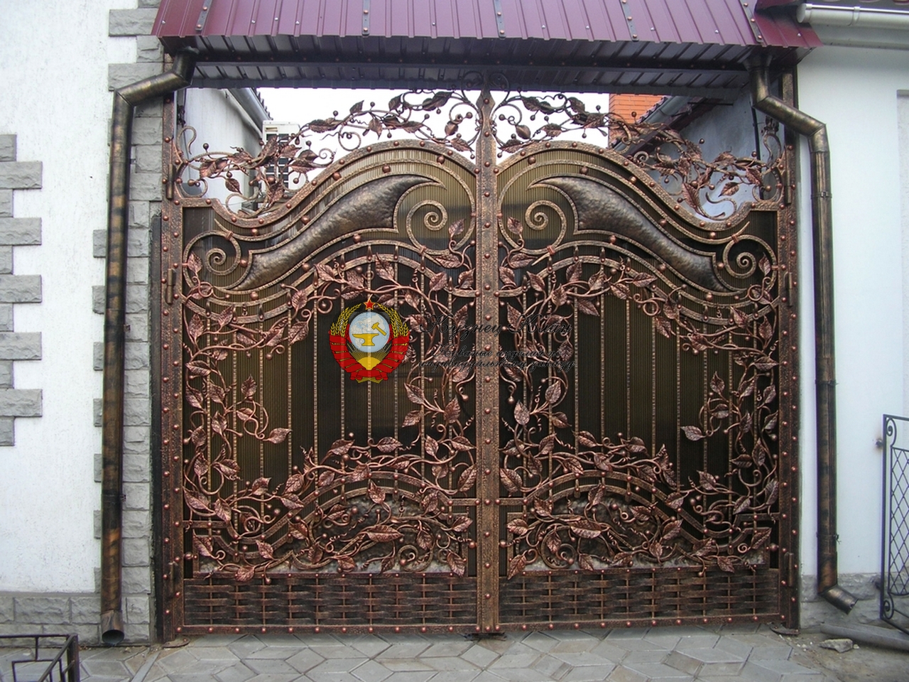 Кованые ворота стиль винограда