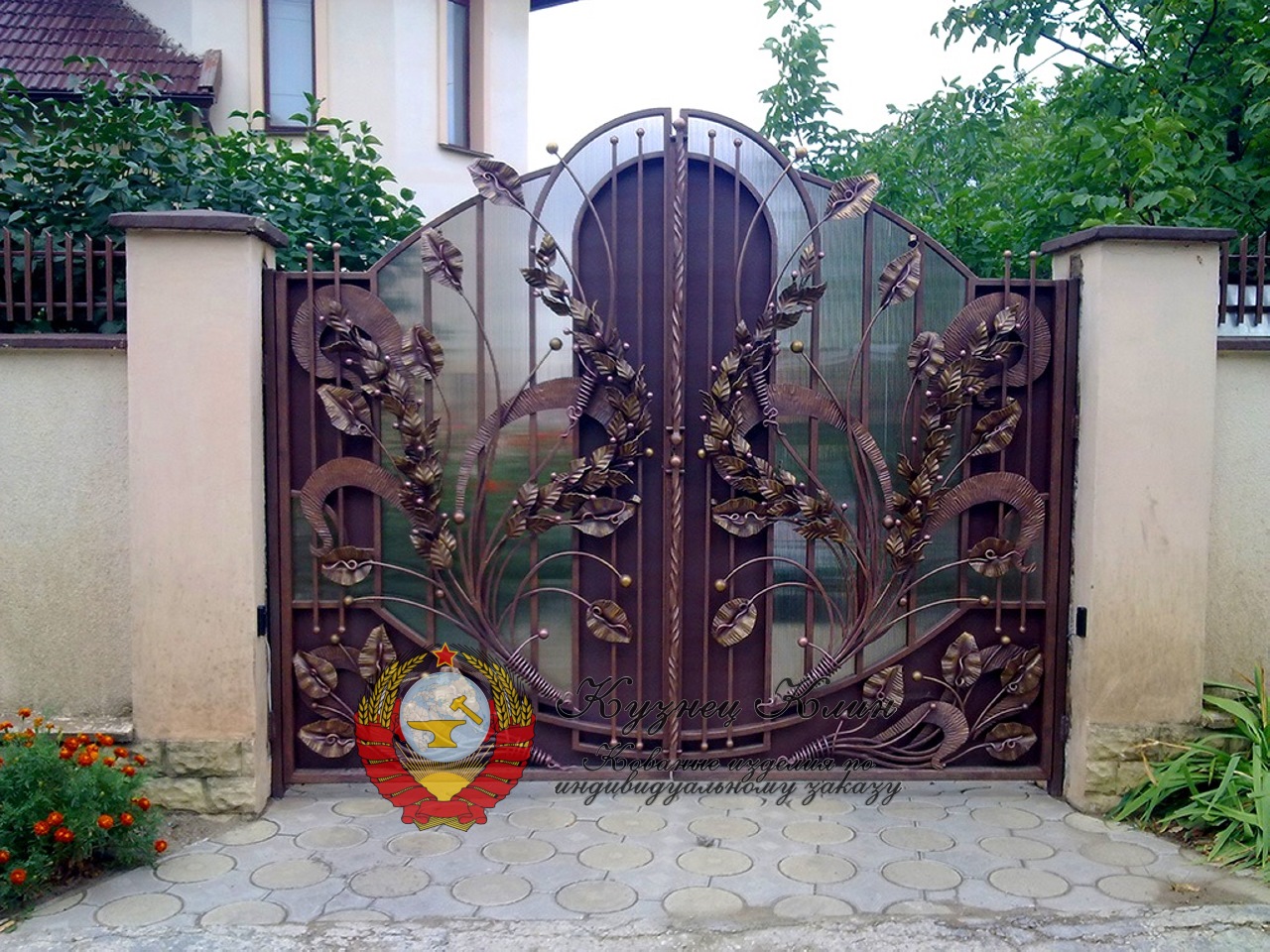 Кованые ворота лилия