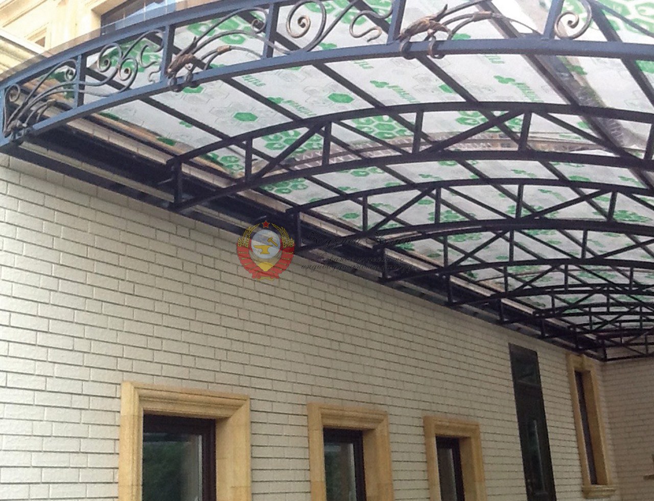 Автонавес кованый арочный