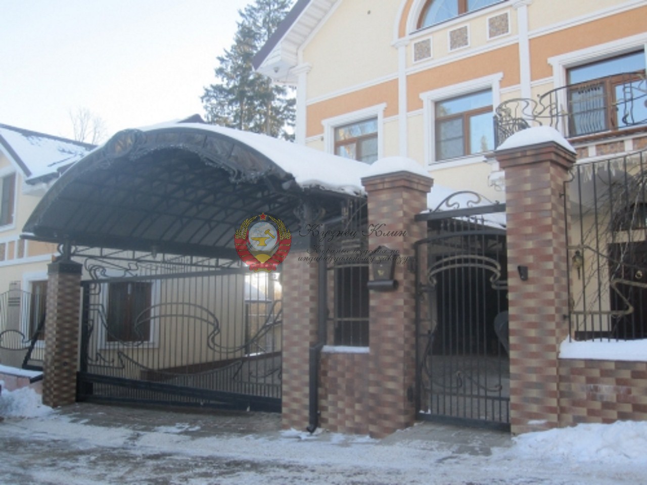 Кованый автонавес на 3 машины