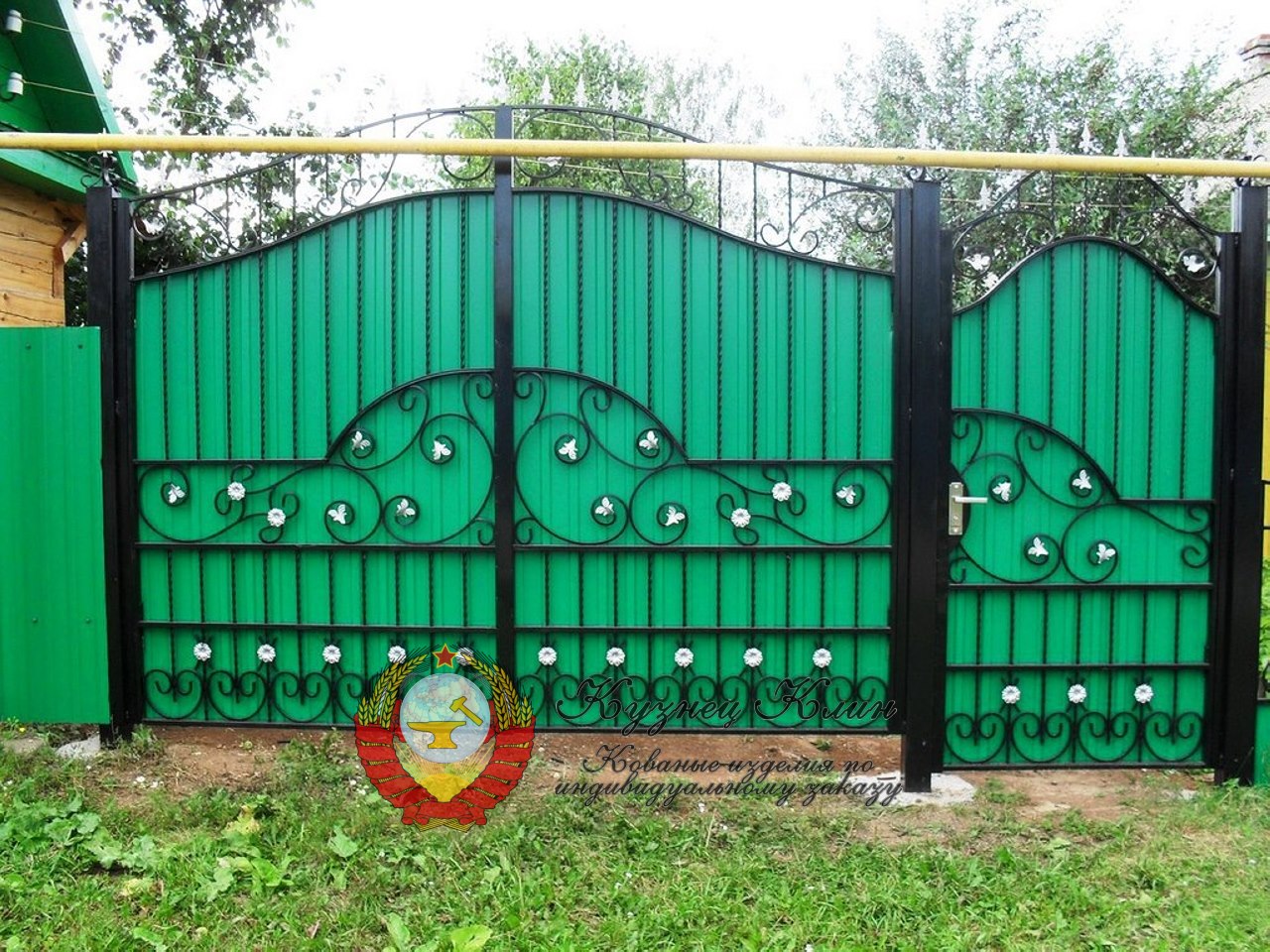 Ворота распашные для садового участка